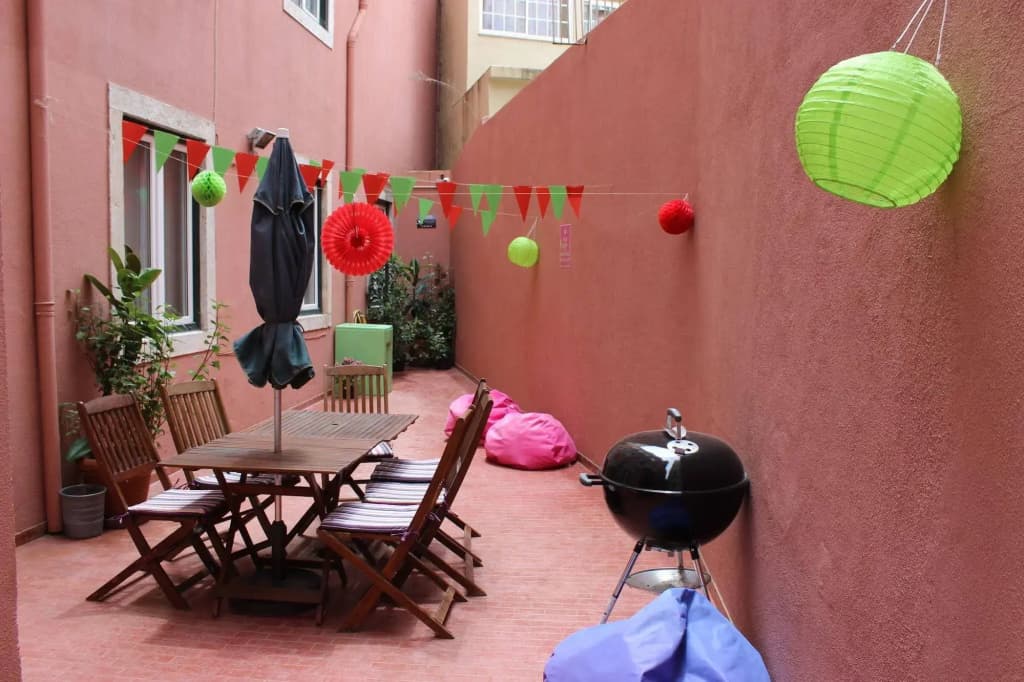 Royal Prince Hostel - photo 14