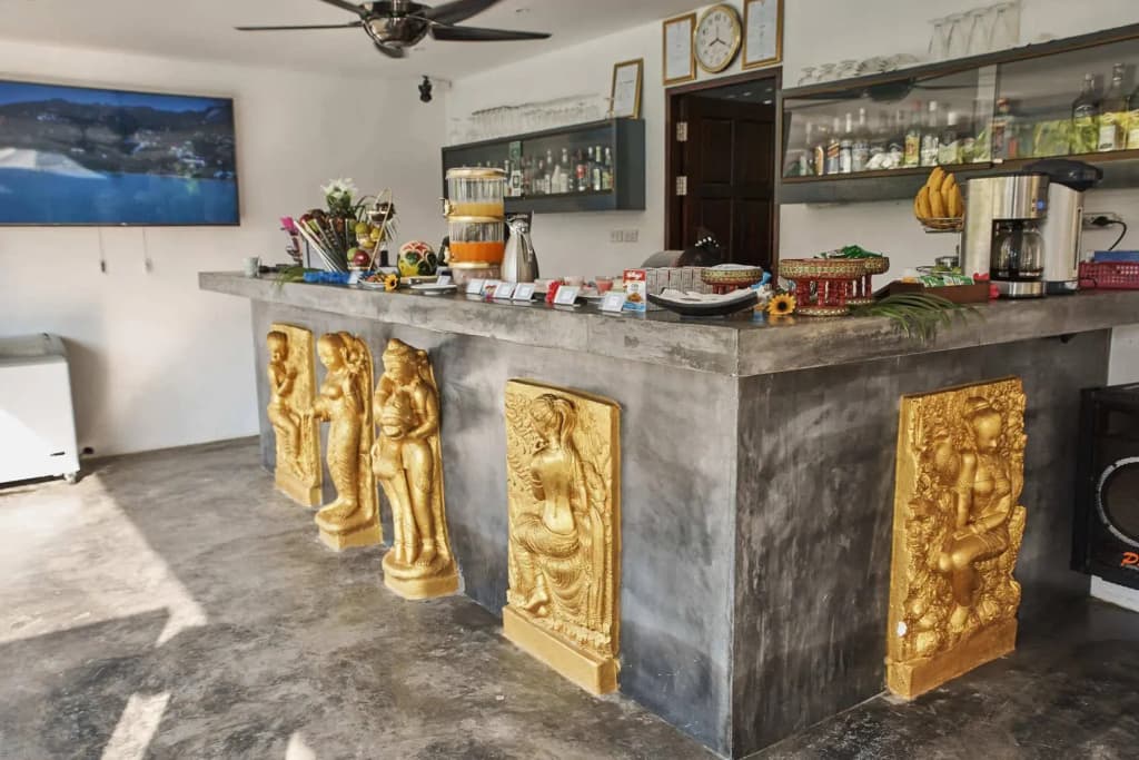 CoconutsPalm Resort - photo 15