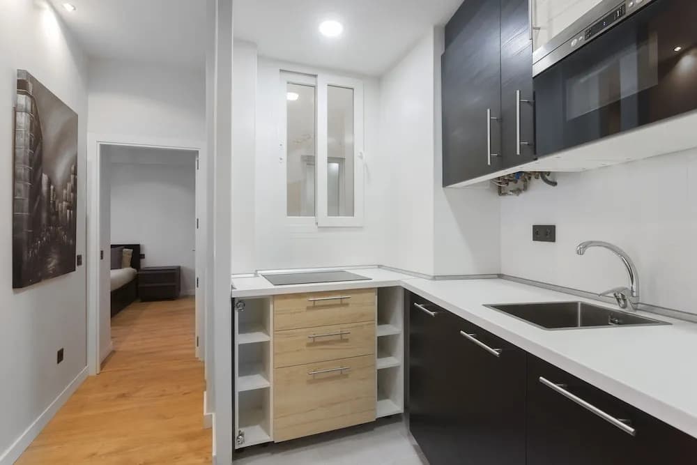 Apartment off Gran Via - photo 10