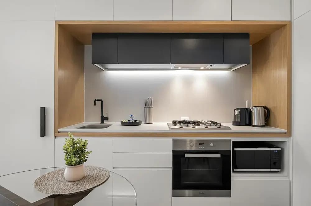 1BR Apartment Near CBD With Pool - photo 9