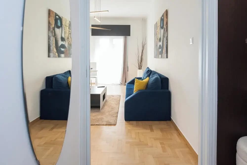 Stylish Renovated 2 Bd Apt in Exarcheia - photo 42