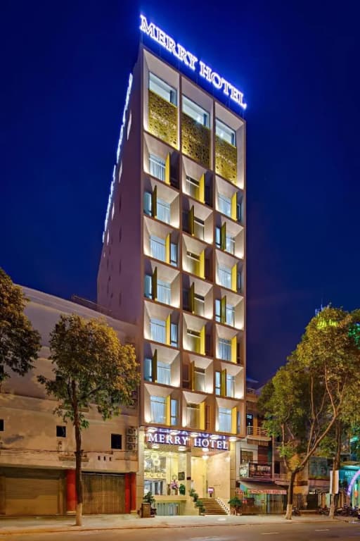 Merry Hotel - photo 1