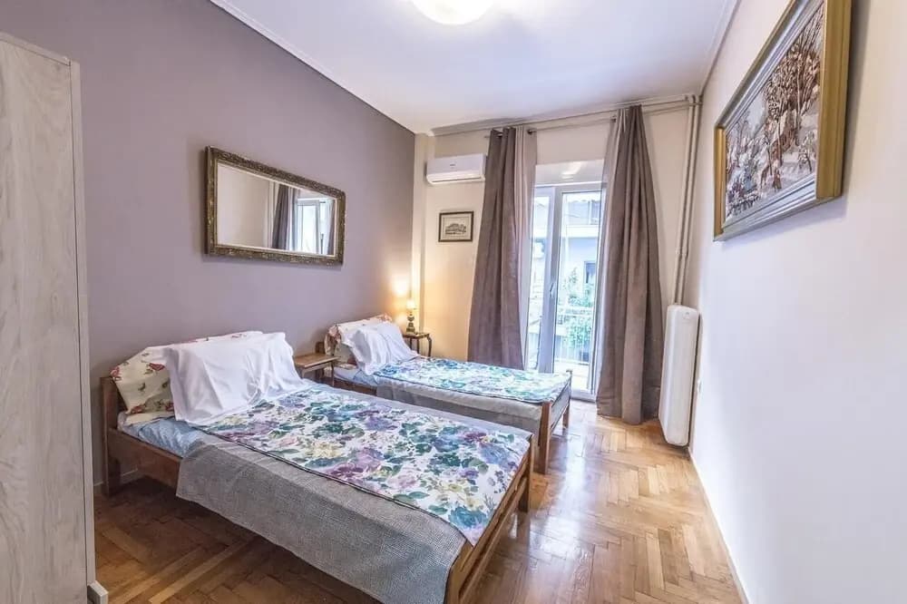 Cozy apartment in Exarcia district - photo 3