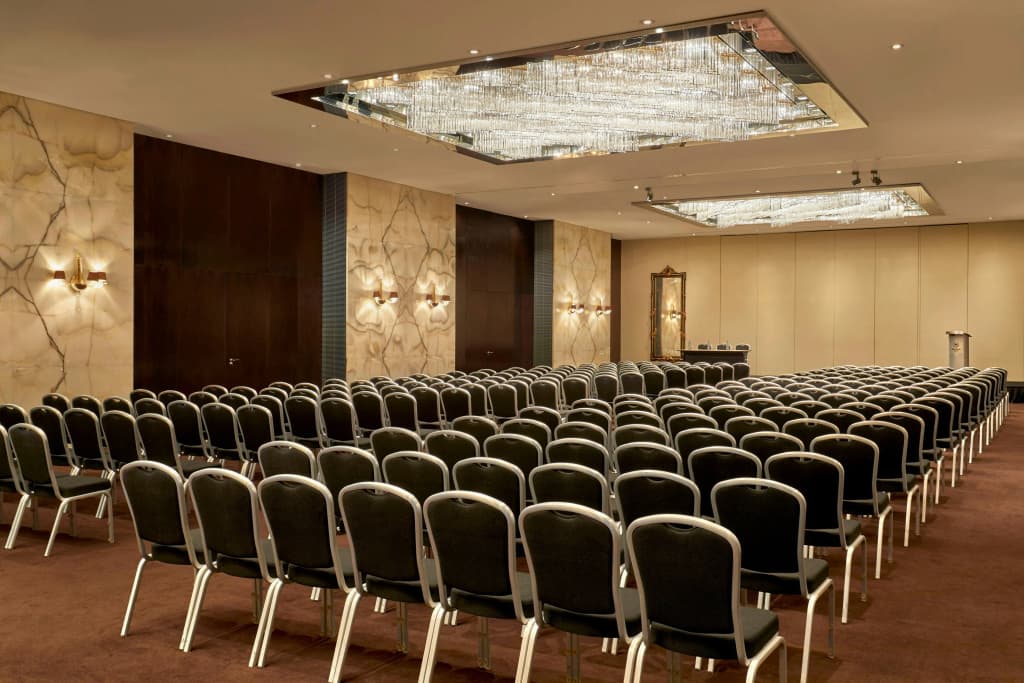 Sheraton Lisboa Hotel & Spa - photo 37