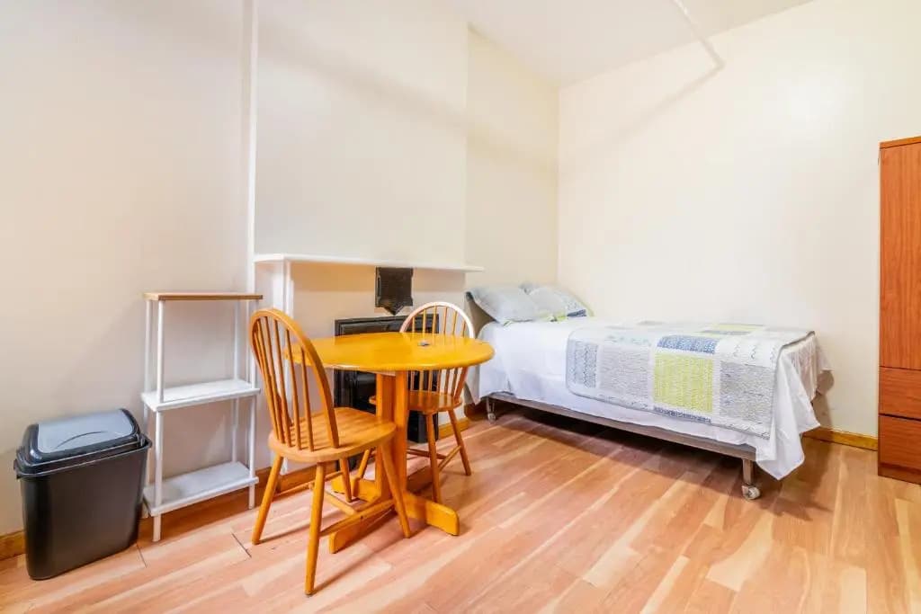 West 30th Street Guest House - photo 5