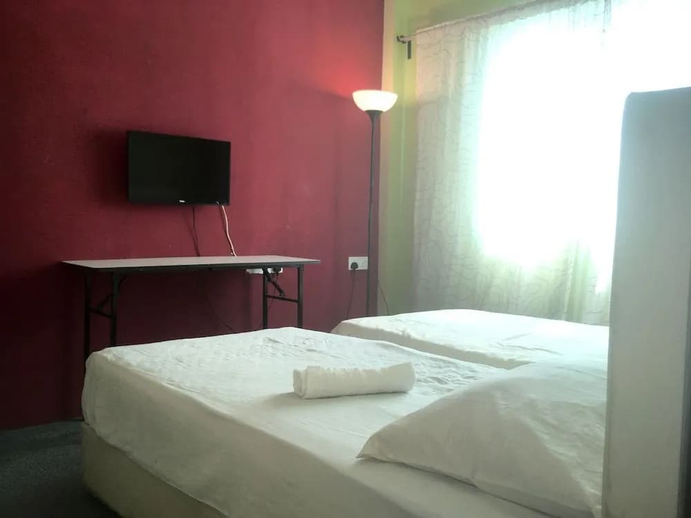OYO 89589 Naiim Hotel - photo 6