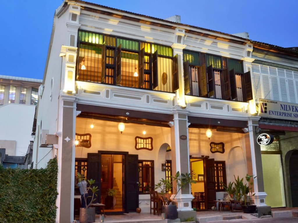Noordin Street House - main photo