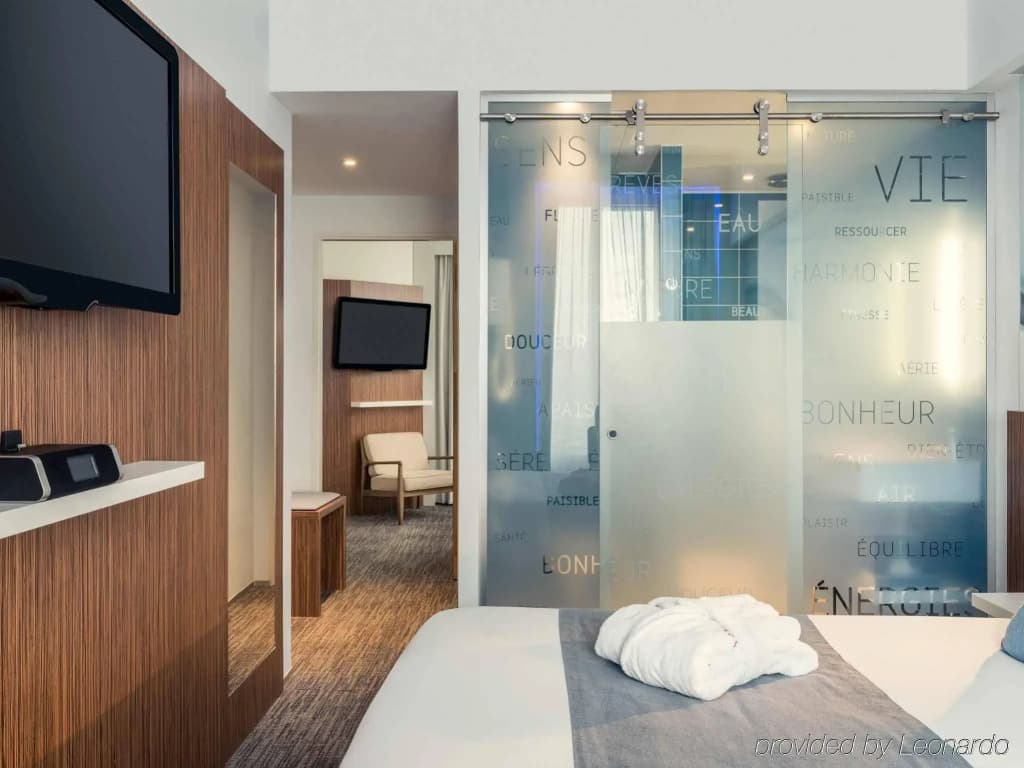 Hotel Mercure Paris Gare Du Nord La Fayette - photo 3
