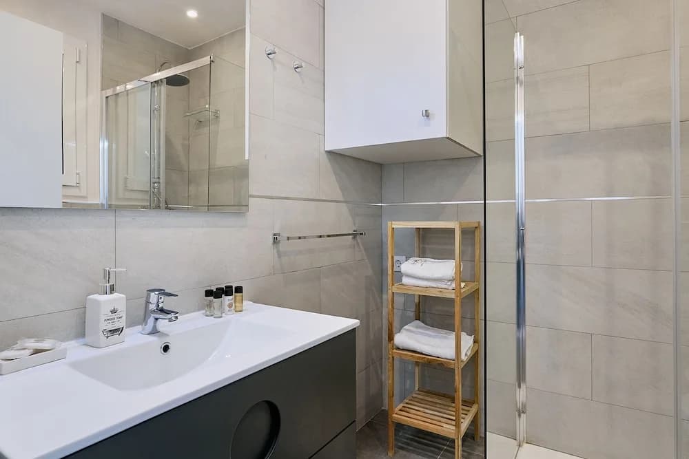 Urban District - MA31 Apartments - photo 8