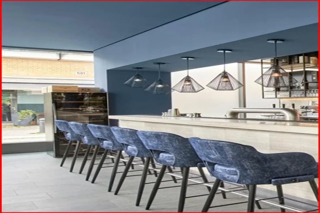 June Six Hotel Berlin City West - photo 14