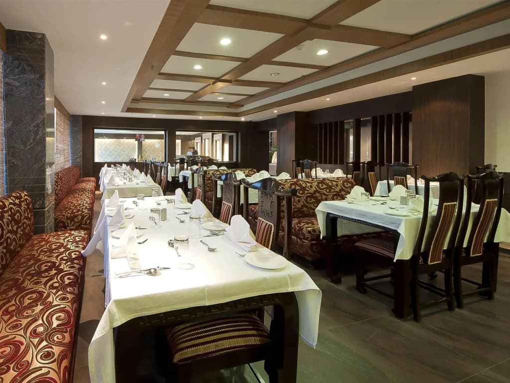 Hotel S K Crown Park - photo 2