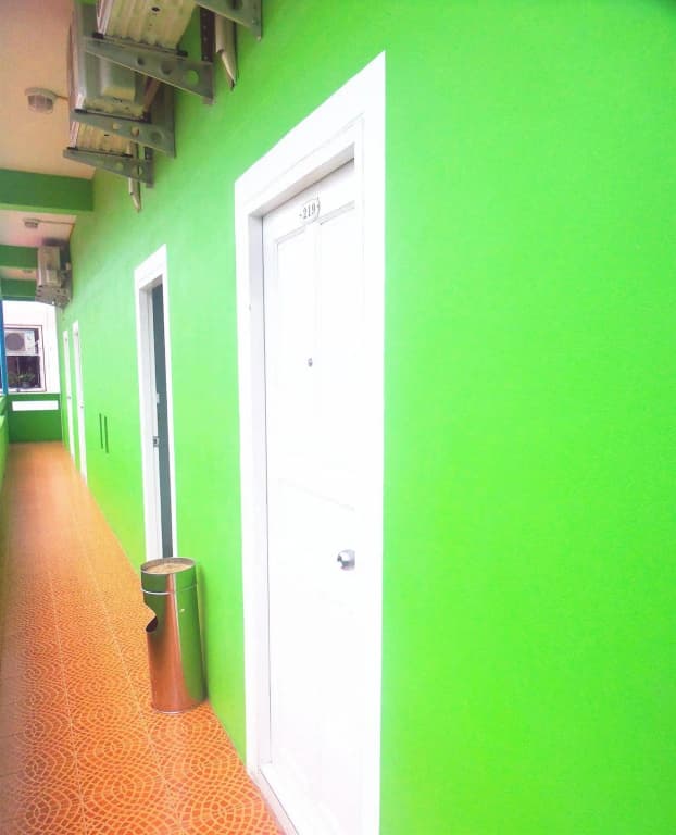 Green Signal Suite - photo 13