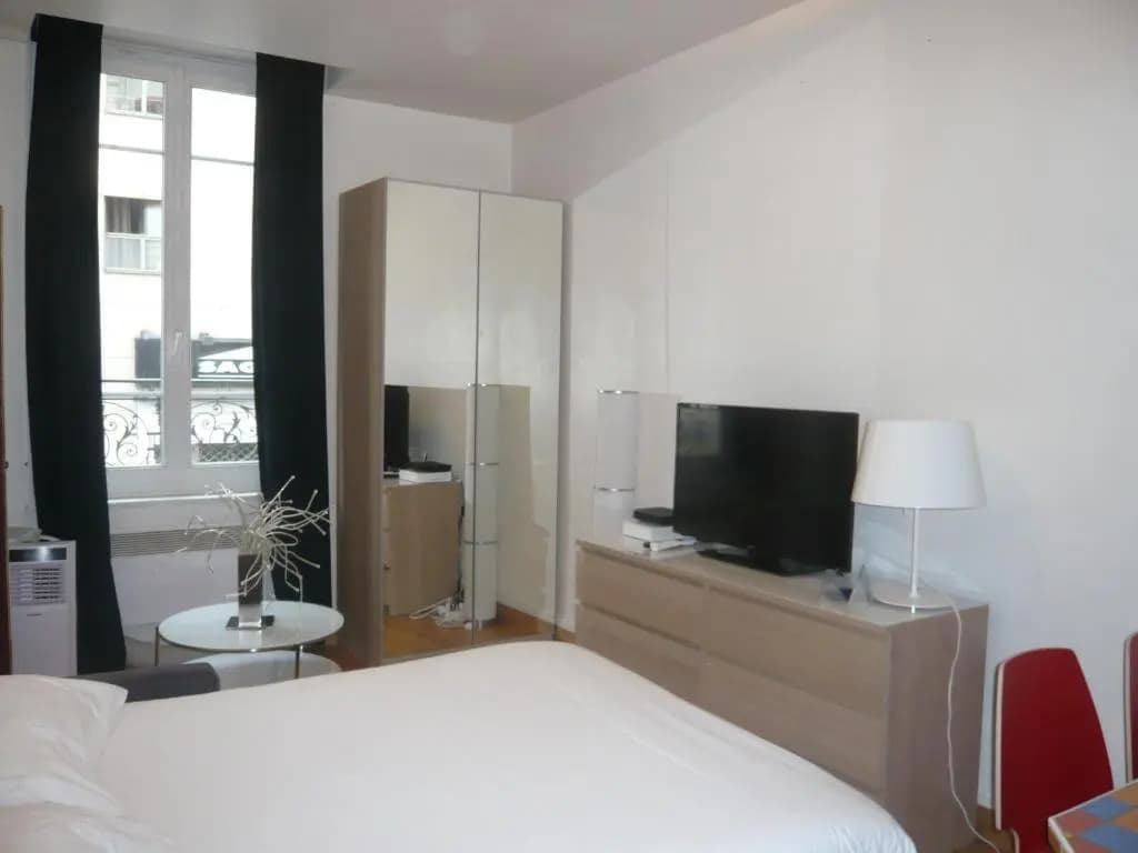 Bridgestreet Le Marais Apartments - photo 1
