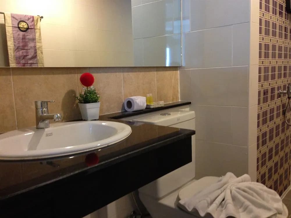 Enjoy Hotel - photo 8