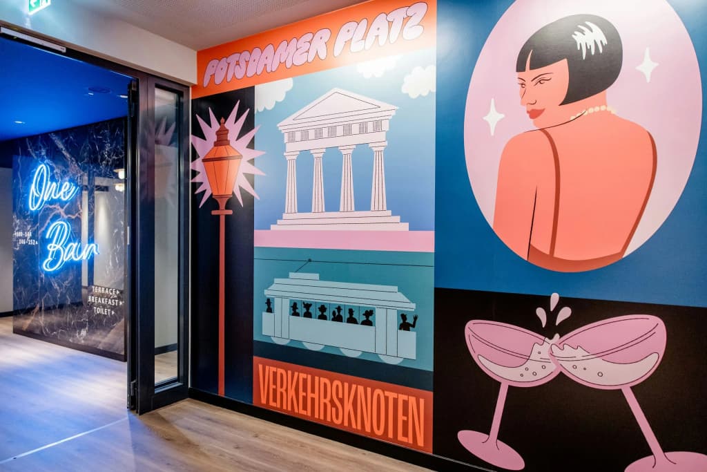 Motel One Berlin-Potsdamer Platz - photo 26