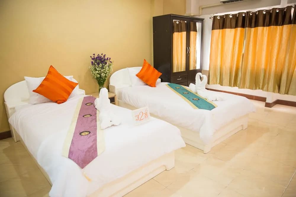 J2N Hostel - photo 7
