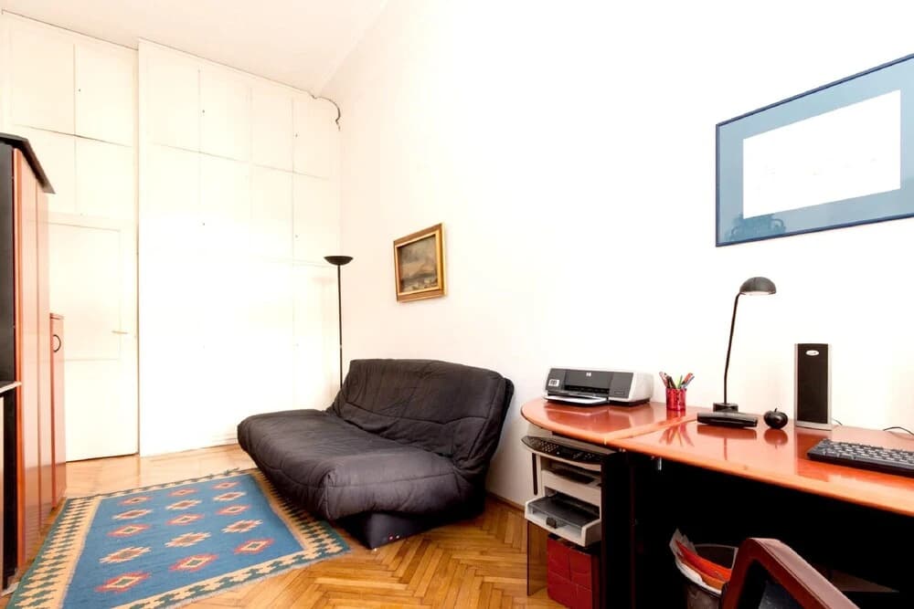 Apartment Bartok Bela ut - photo 2