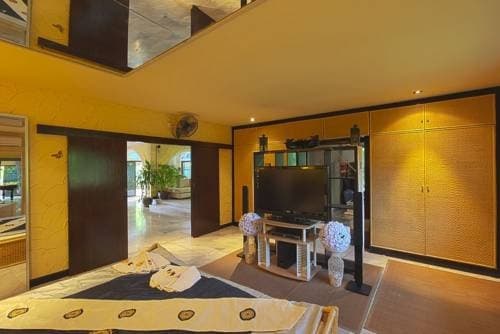Sunshine Villa Phuket - photo 20