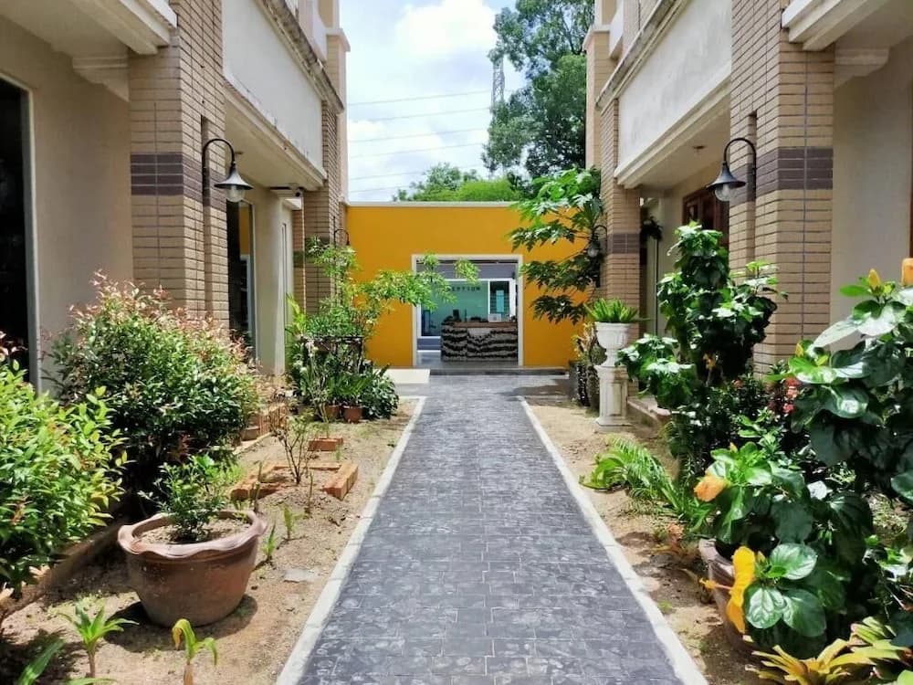 KM House - photo 12