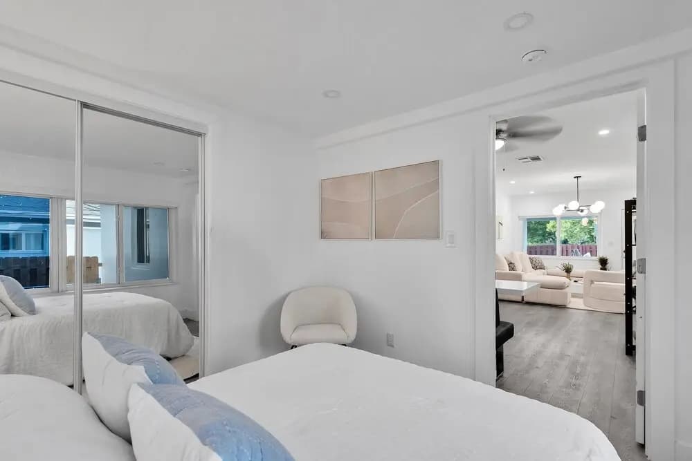 Superior Design District 3BD Home - photo 2