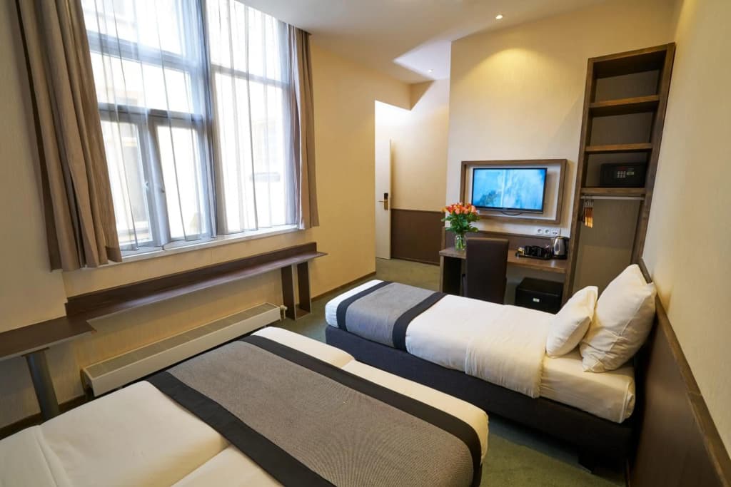Hotel The Bird - photo 4