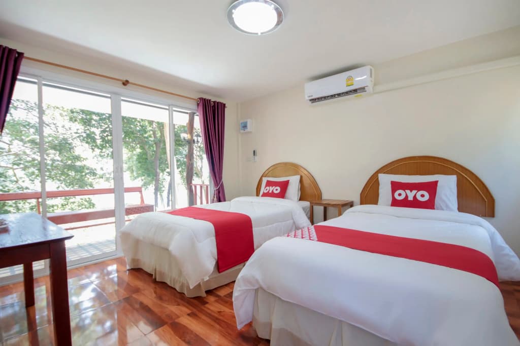 Bamboo Bay Resort - photo 4
