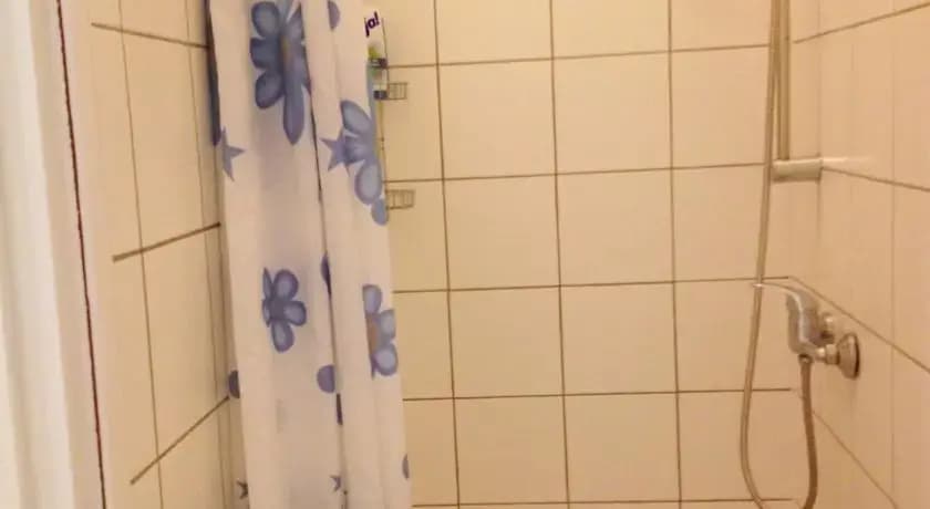 Zuhause Im Schönen Wilmersdorf - photo 3