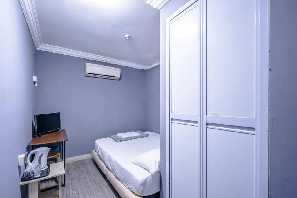 K Hotel 8 - photo 23