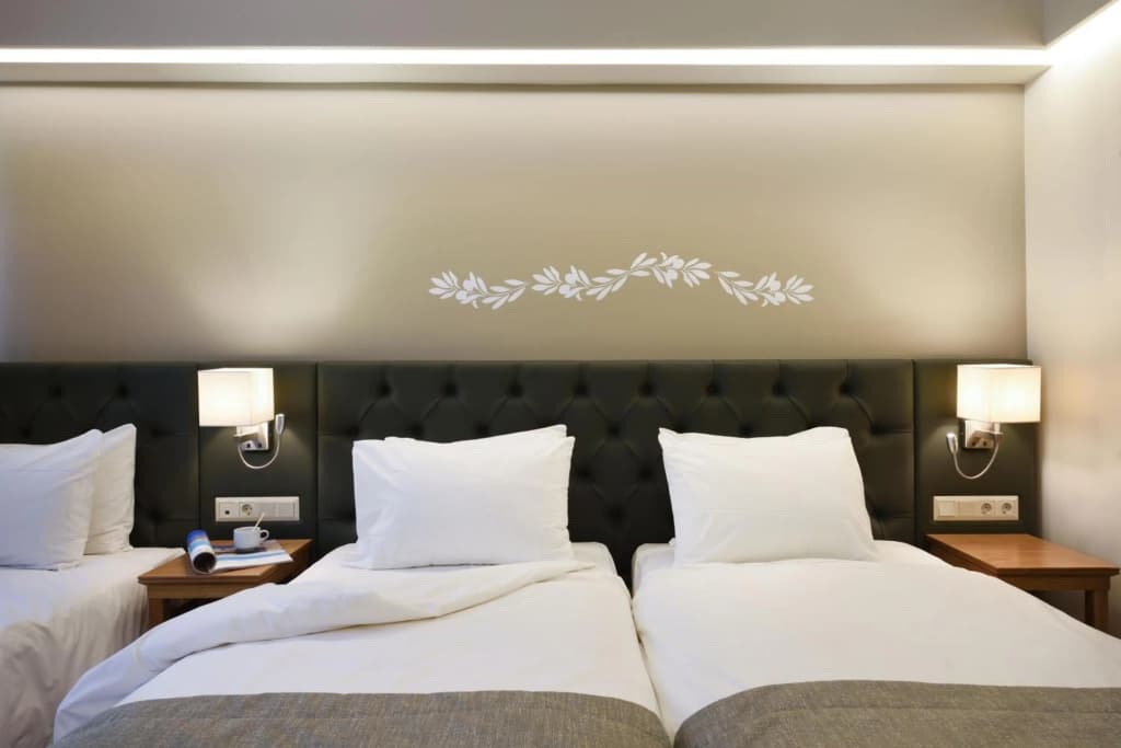 Titania Hotel - photo 43