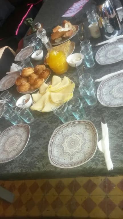 Hotel Aqdas - photo 10