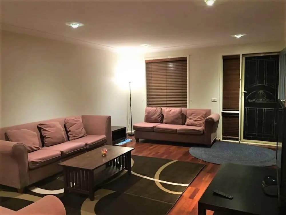 Spacious & Quiet Home in Stanhope - photo 4