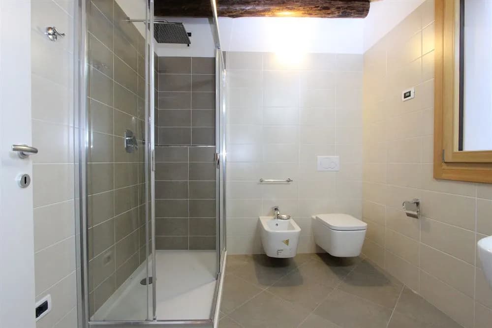 City Apartments - photo 10