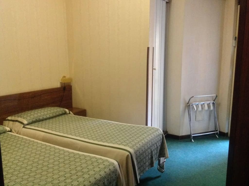 London Hotel - photo 5