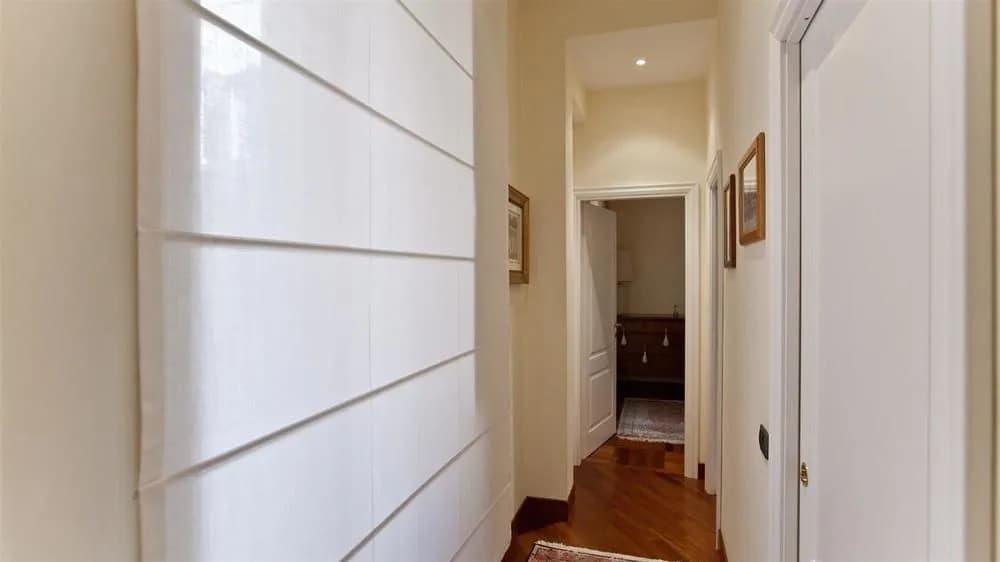 Rental in Rome Borghese Apartment - photo 10