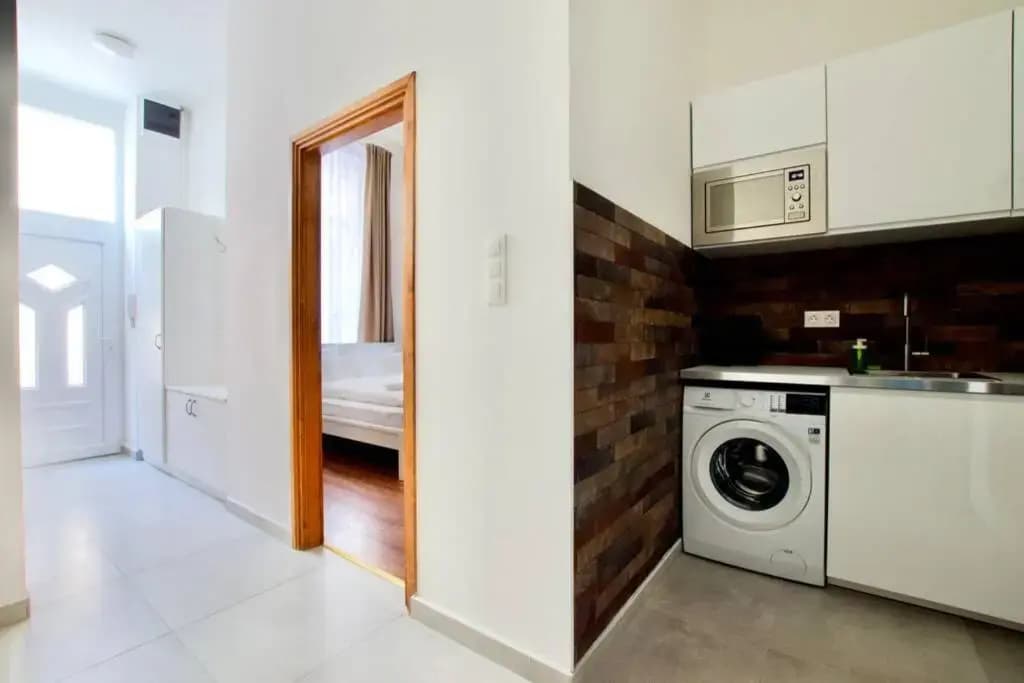 Premium Apartment by Hi5 - Central 3 bedroom (221) - photo 11