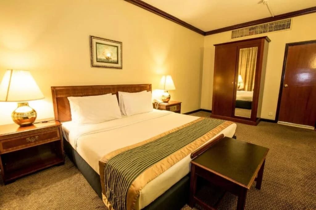 Rolla Suites Hotel - photo 7
