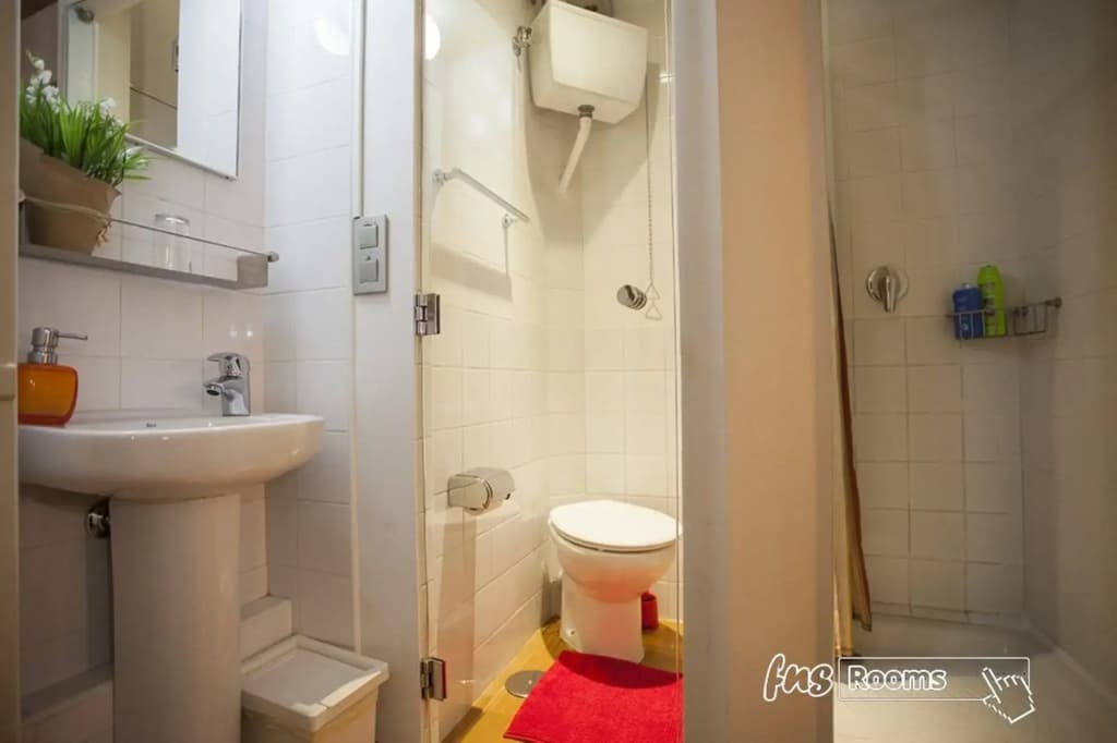 Hostal La Fontana - photo 25