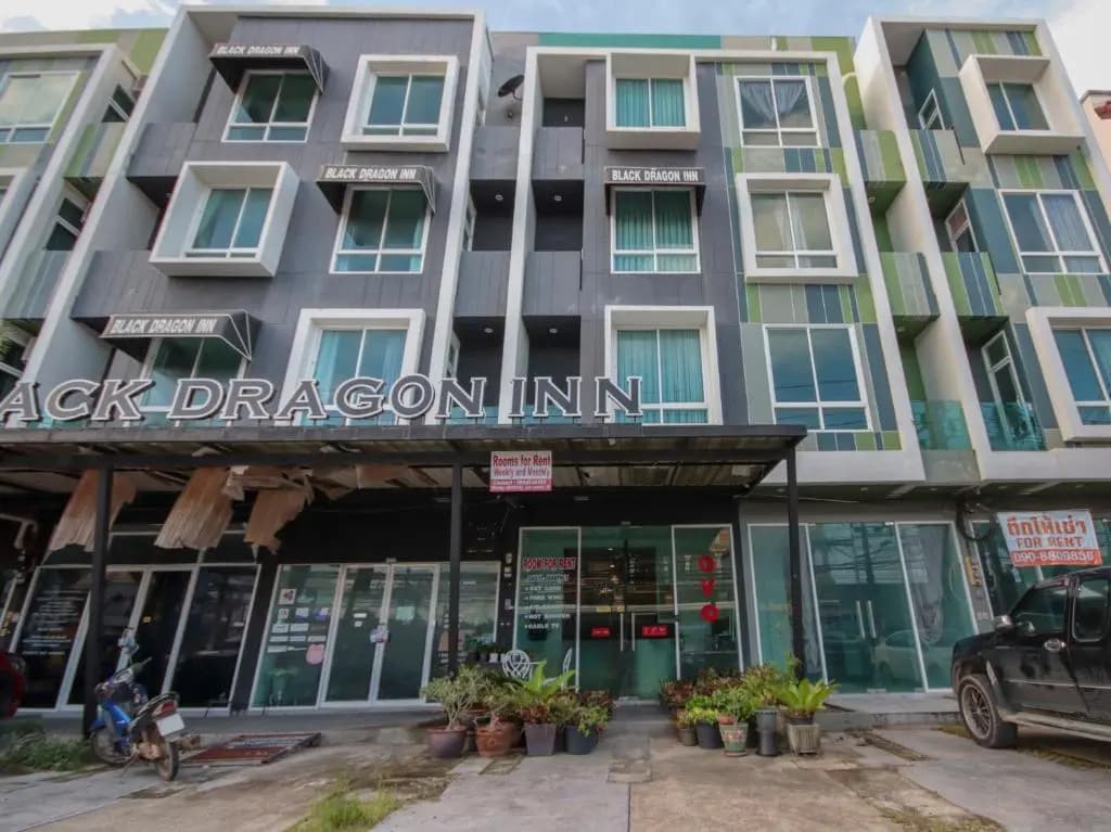 OYO 1162 Chalong Home Place - main photo