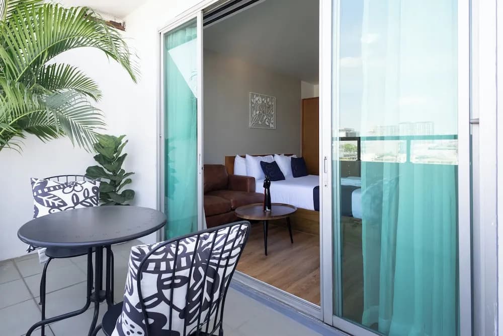 Nature Boutique Hotel Ratchayothin - photo 8