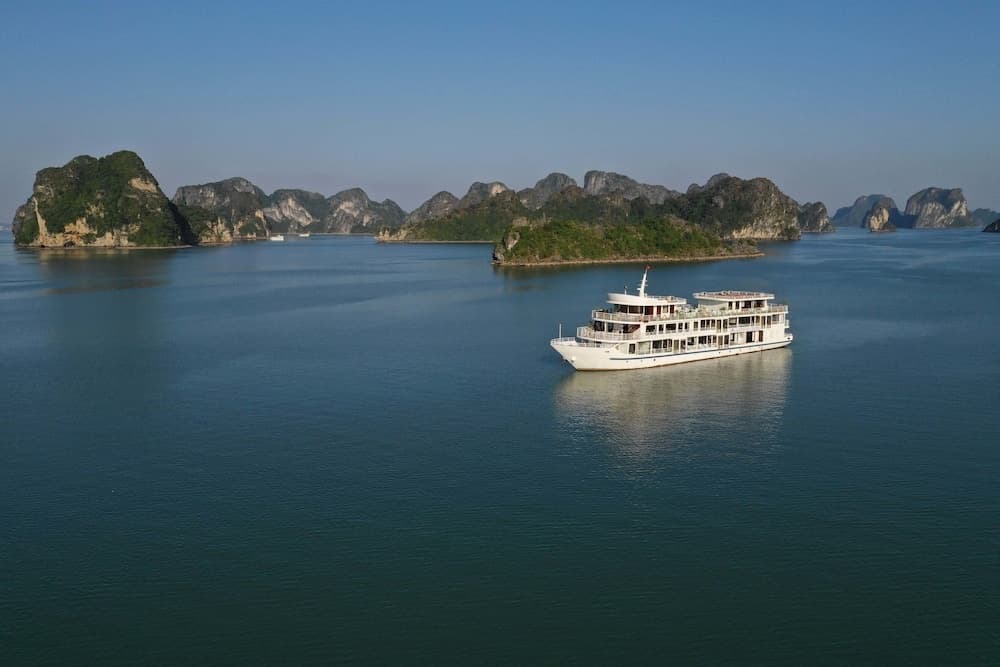 Halong Sapphire Cruise - photo 13