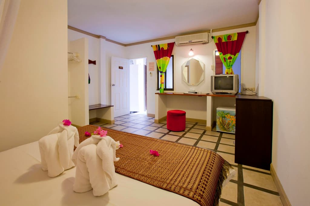 Niranapa Boutique Resort - photo 4