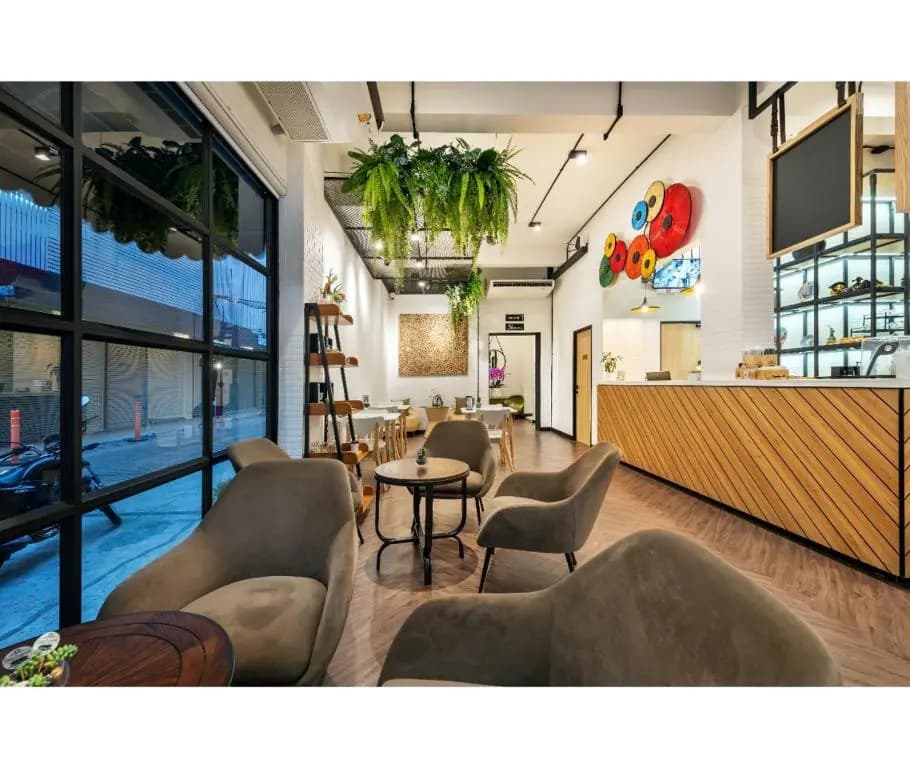Siam Subway Hostel and Café - photo 13