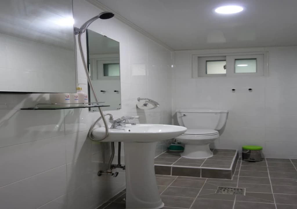 The Haemil Guesthouse - photo 13
