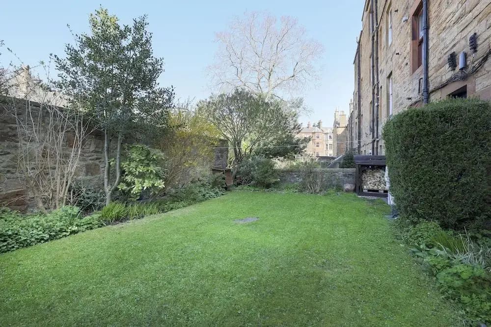 ALTIDO Gorgeous 1-bed flat with a shared garden - photo 12