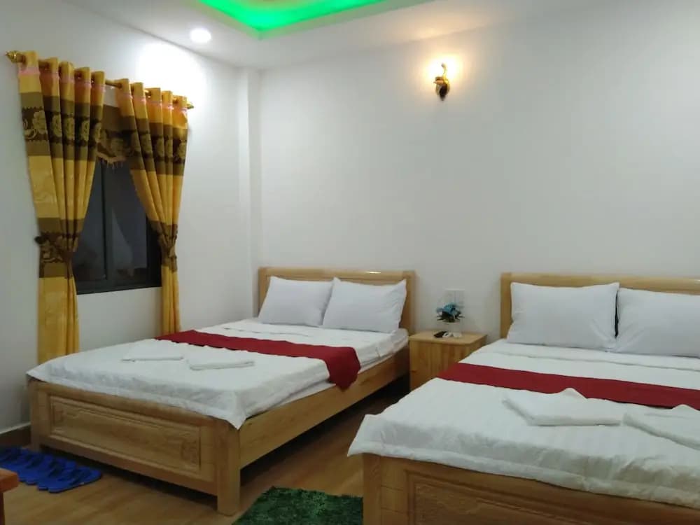 Hung Yen Hotel - photo 2