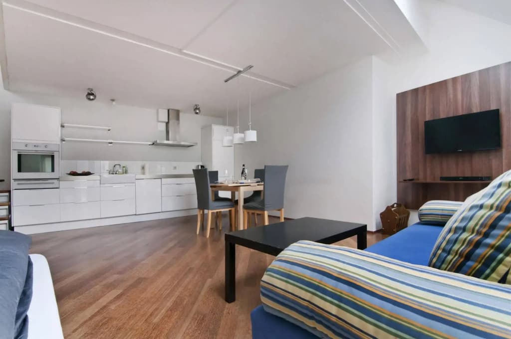 Penthouse at Passauer Platz - photo 4
