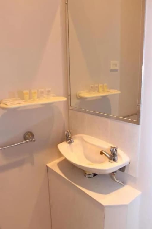Hurstville Ritz Hotel - photo 11
