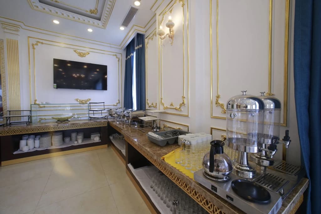 Tuyet Son Hotel - photo 31