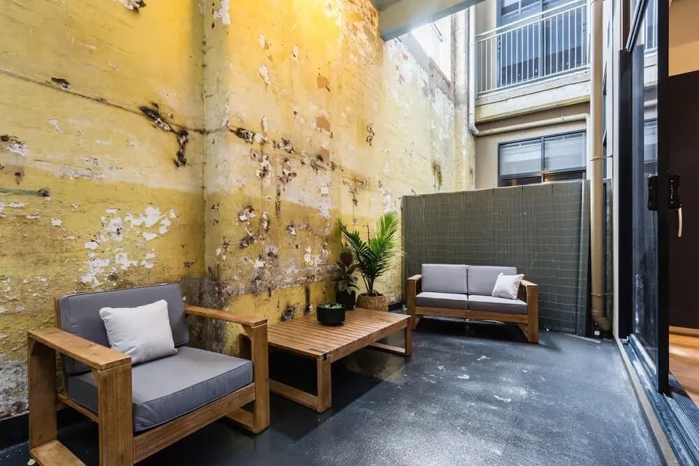 Isla 2Bdr Fitzroy Apartment - photo 1
