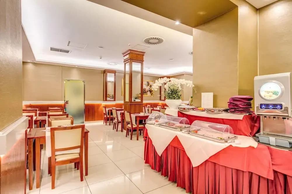 Augusta Lucilla Palace Hotel - photo 3
